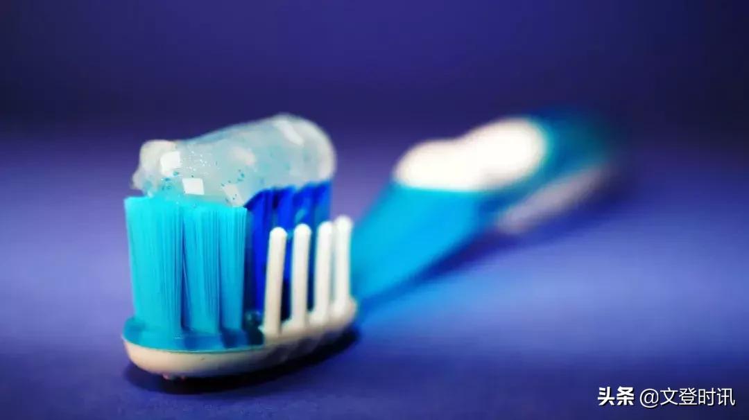 牙膏怎么越贵越好,有的人存在误区觉得牙膏越贵越好