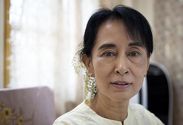 昂山素季:身负缅甸独立之父血脉,走下神坛的民主女神