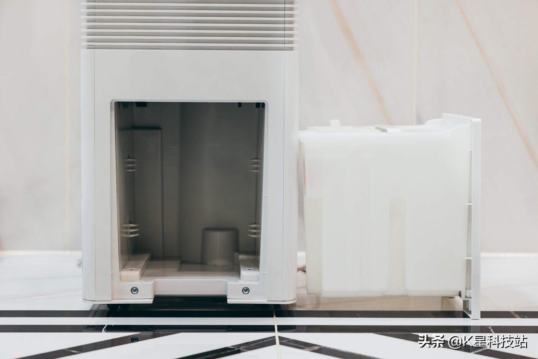 别墅梅雨季地下室积水,梅雨地下室潮湿如何解决