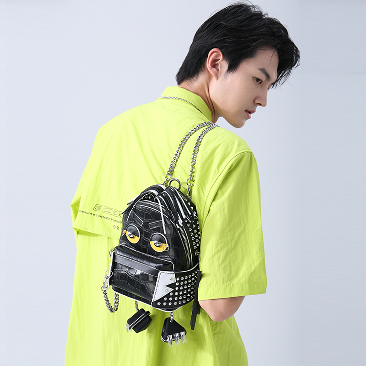 轻奢潮牌男包推荐,男包潮牌小背包