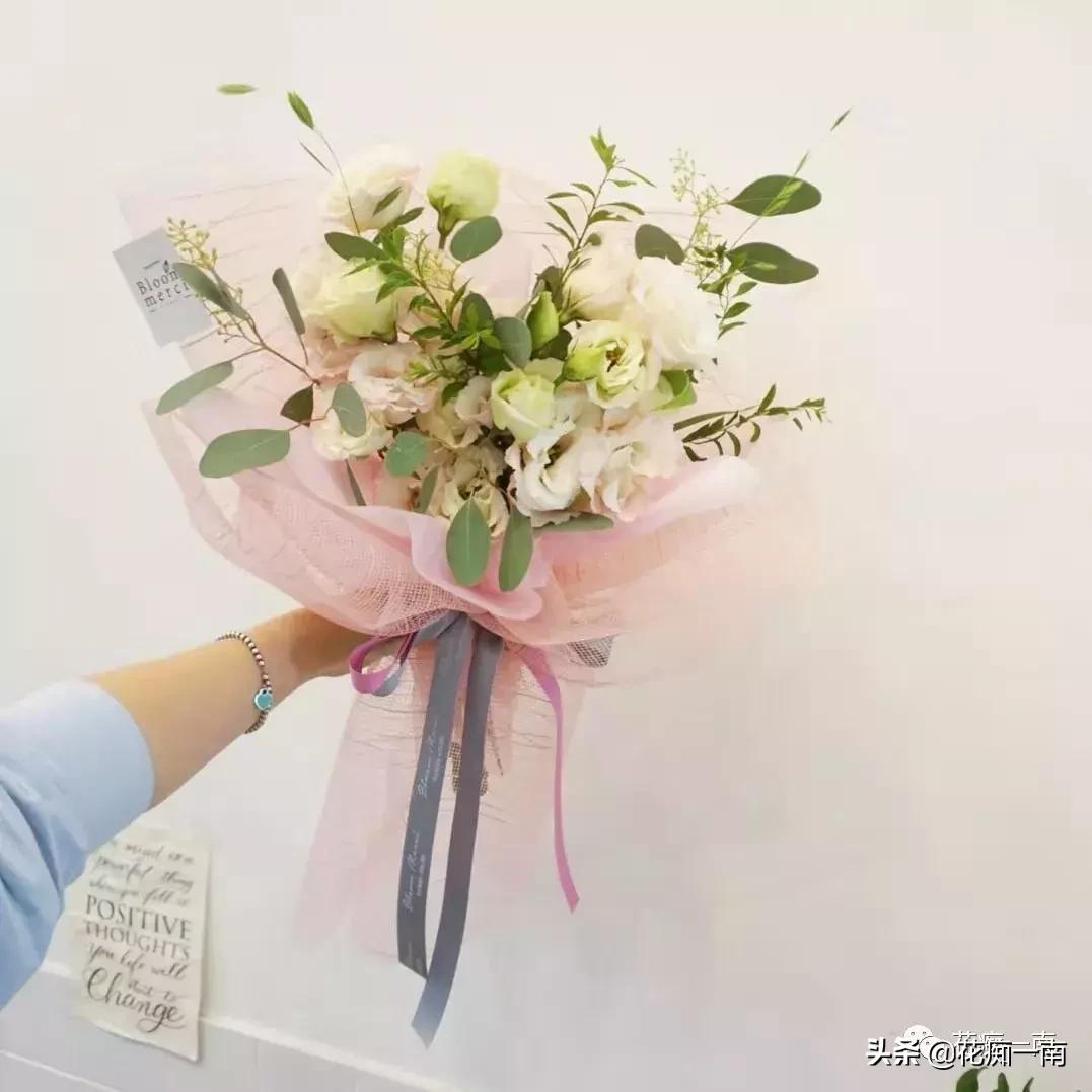 教师节应该送老师什么花用纸叠,教师节送花送什么花图片