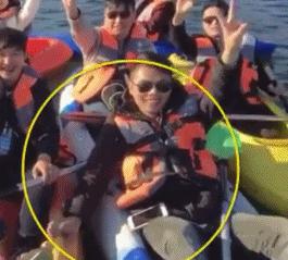 搞笑gif开心一刻,搞笑gif爱情来得太突然了