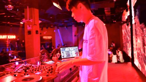 佛山最好玩的hiphop酒吧,佛山潮人聚集地