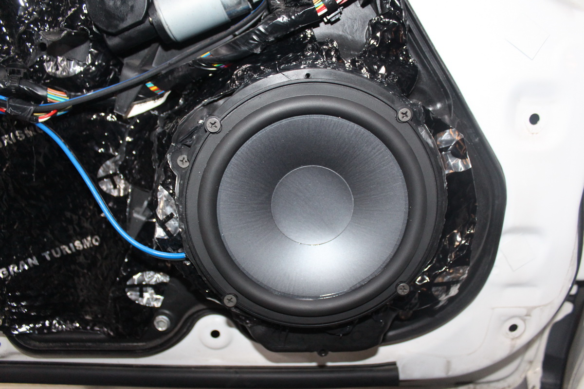 一套jbl原车车载音响多少钱,整套jbl音响