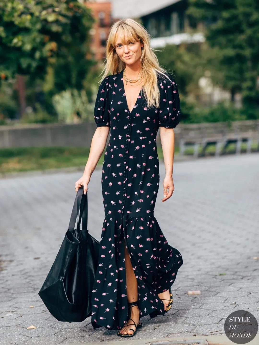 hanerjiav领褶皱碎花连衣裙,今年最流行高级感的碎花连衣裙