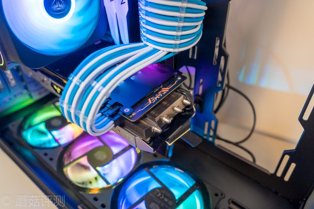 gtx1080ti,七彩虹1080ti和影驰1080ti大将