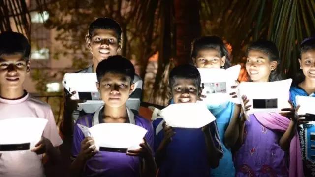 一盏神灯,一盏神灯至今已经亮了100多年