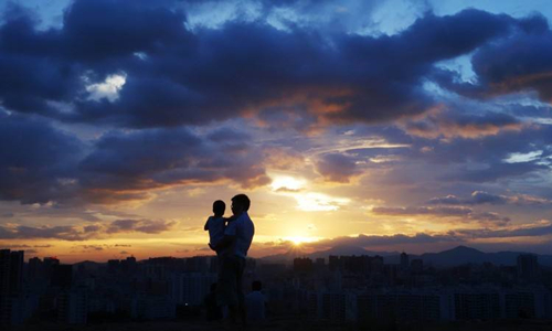 儿童意外坠楼死亡怎么处理,疫情孩子坠楼事件