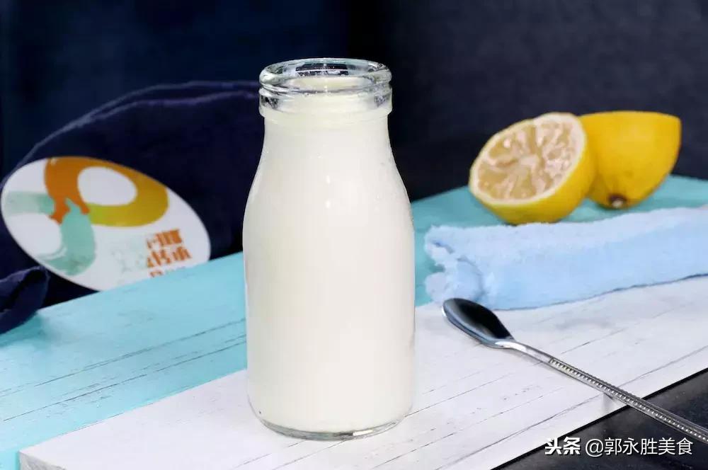 儿童腹泻呕吐发烧是哪种病的症状,1岁8个月的宝宝秋季腹泻什么症状