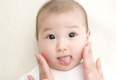 新生儿宝宝出现湿疹怎么办,新生儿宝宝湿疹主要是什么原因