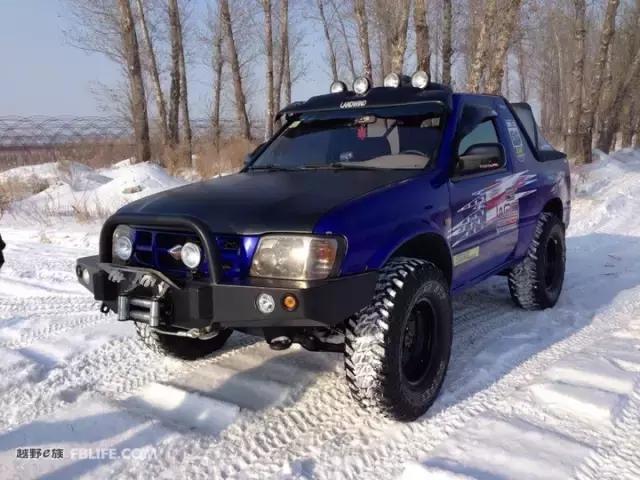 陆风x92009款2.4手动四驱汽油版,陆风x9测评