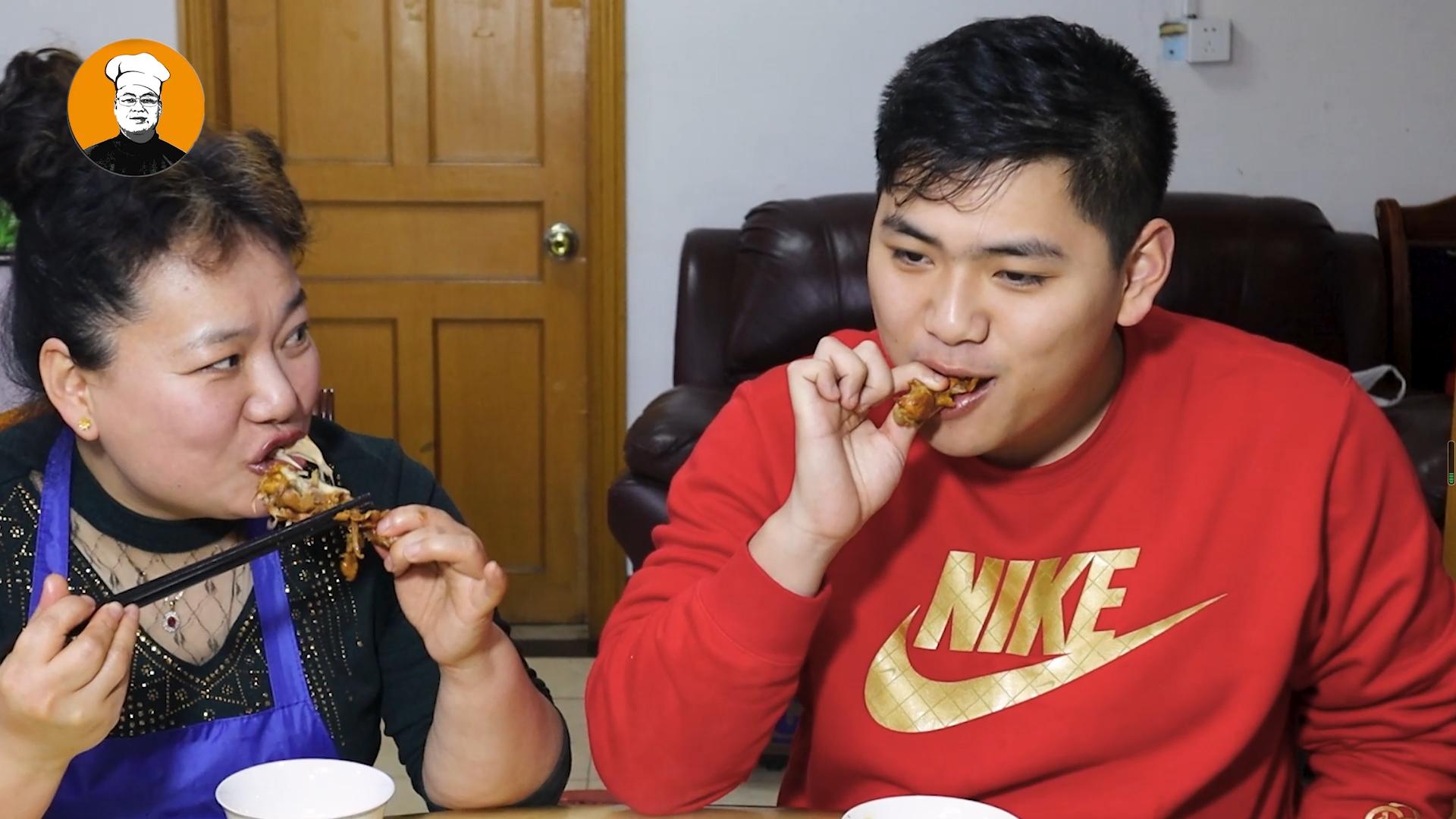 鸡腿放电饭锅里煮法,电饭锅做鸡腿怎么炖烂而不柴