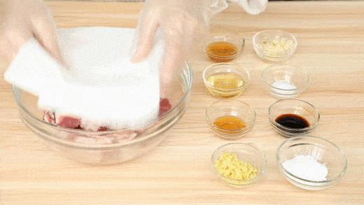 抗击疫情我不辱使命,抗击疫情我们以毒攻毒