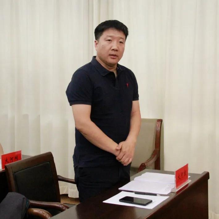 坚决维护中小投资者利益,坚决保护中小投资者合法权益