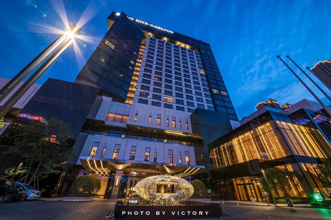 丽思卡尔顿西安自助,西安丽思卡尔顿酒店多少钱一晚