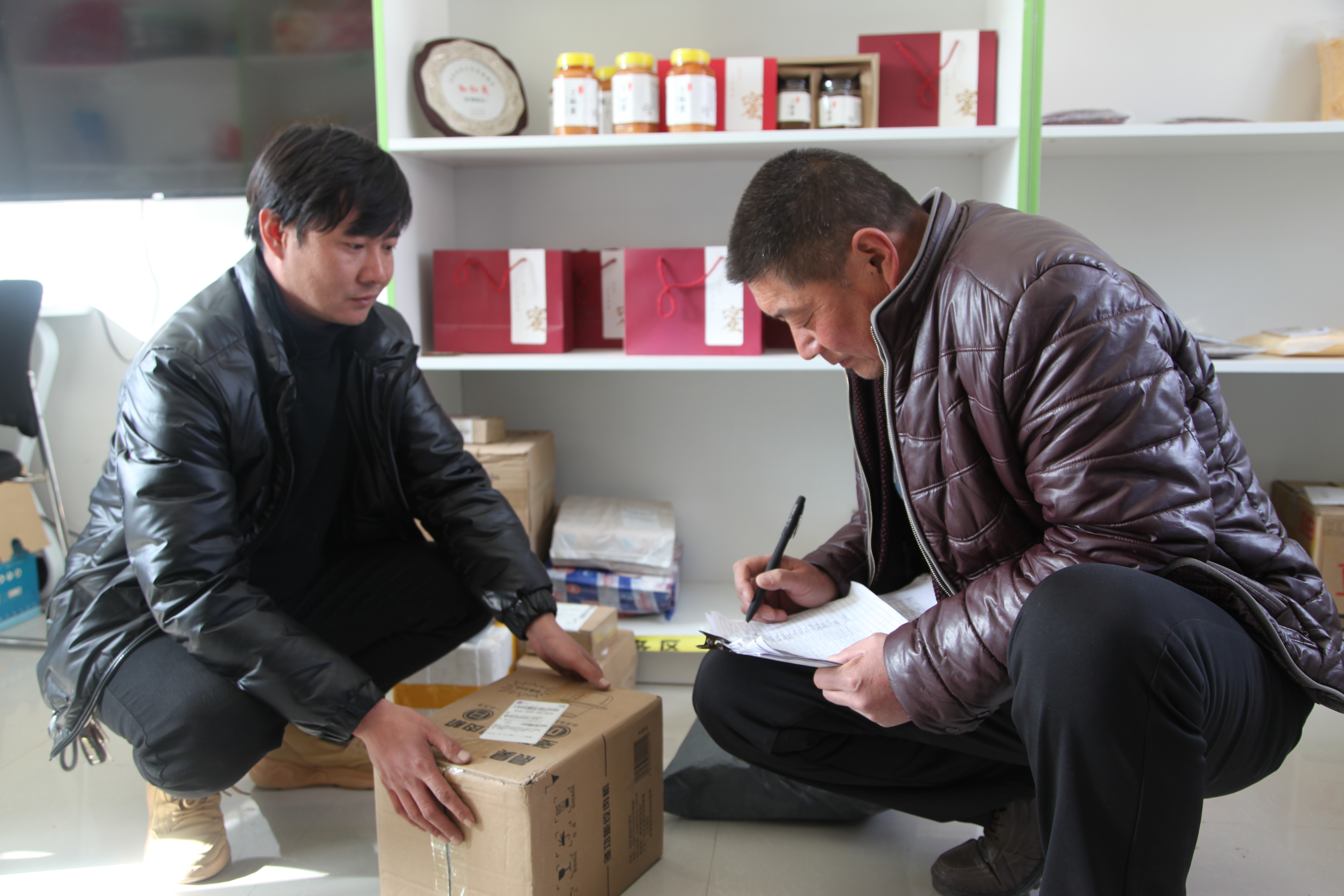 星星坡村电子商务服务站让老百姓“卖得省心，买得放心”