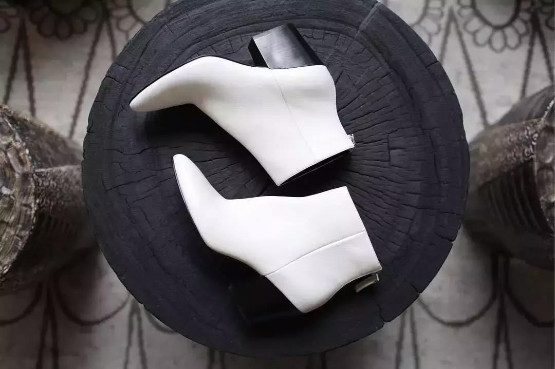 今冬最洋气的靴子,今年的靴子真是时髦度爆表