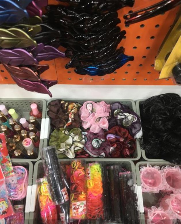 多久没有逛过老家的两元店,你逛过两元店吗