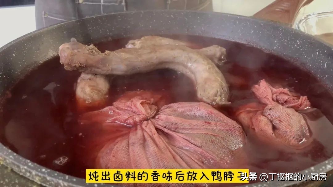 想做自己的品牌鸭脖怎么弄,武汉久久鸭脖绝味配方