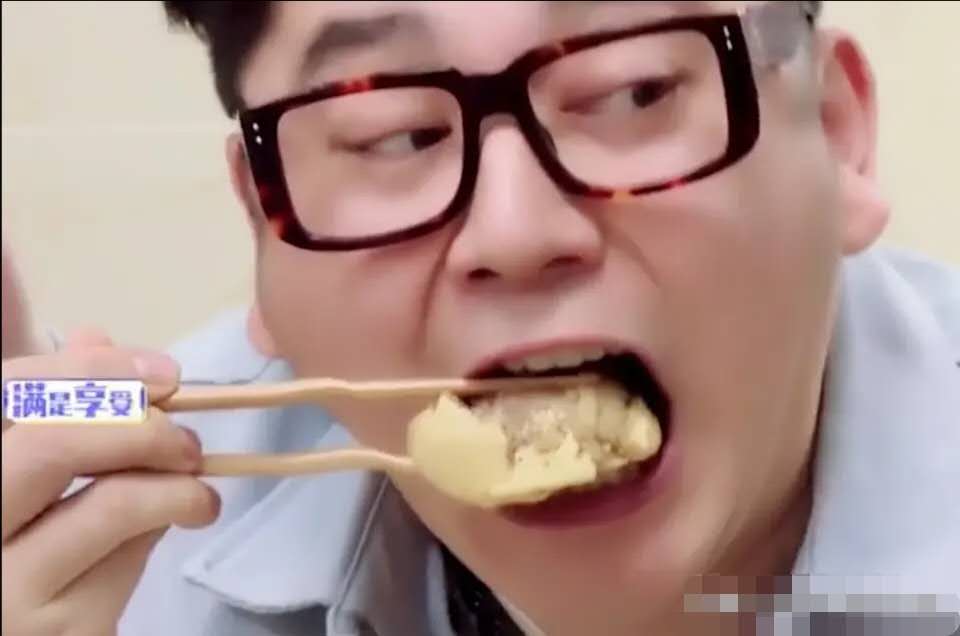 钱枫变身美食吃播,大口吃肉,难怪昔日帅少年,已胖到二百多斤