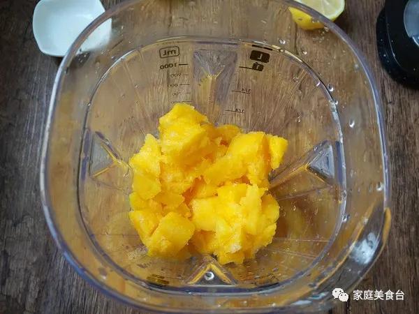 一起吃绵软可口的芒果冰沙,一起来吃绵软可口的芒果冰沙