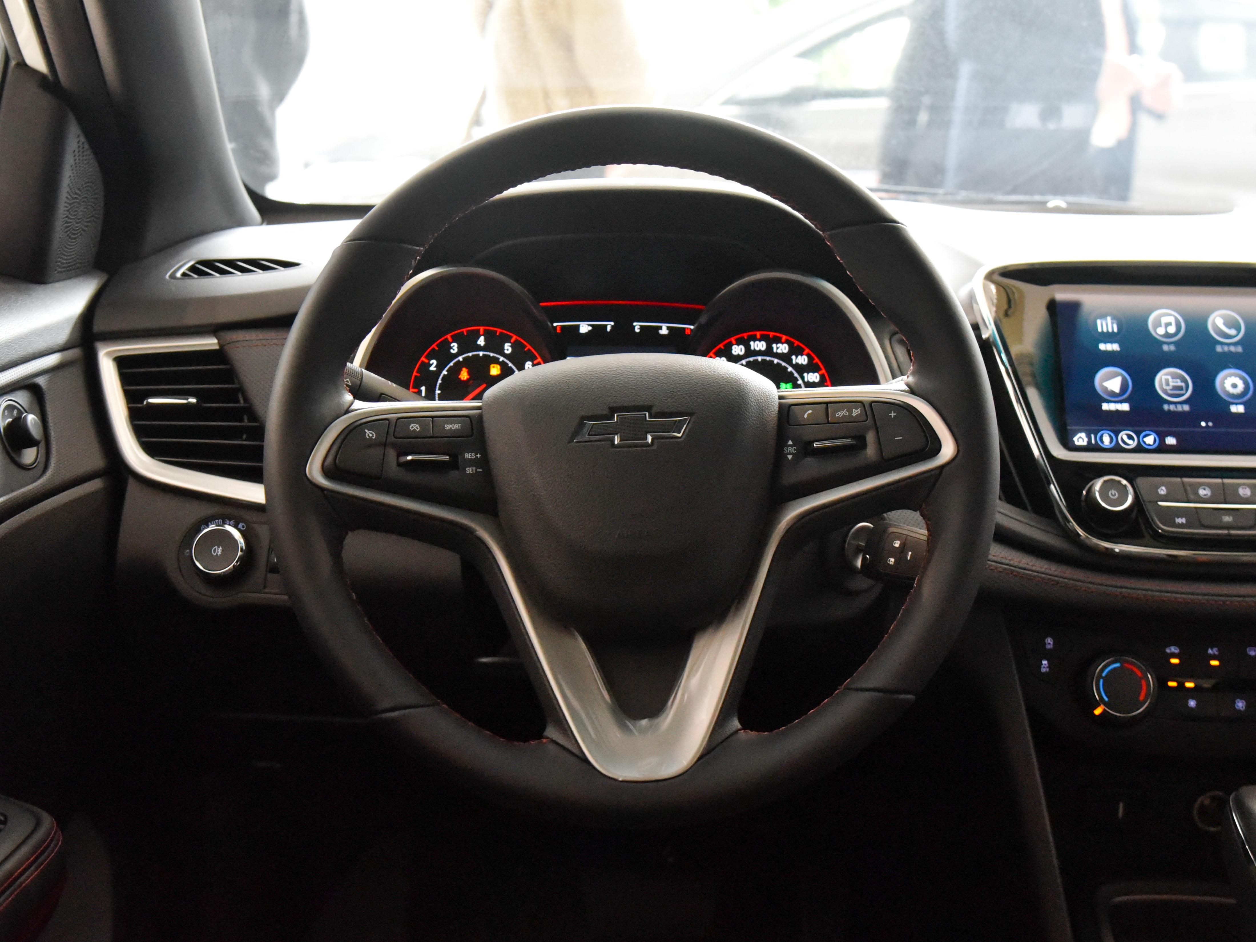 23款科鲁泽1.5对比轩逸经典自动,2020款科鲁泽和2020款轩逸