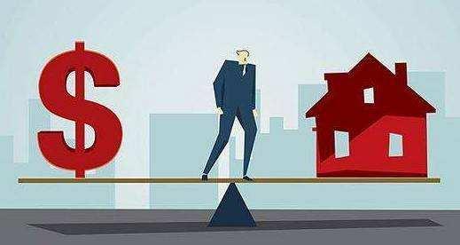 房产中的经济学,房价和汇率为什么只能保一个