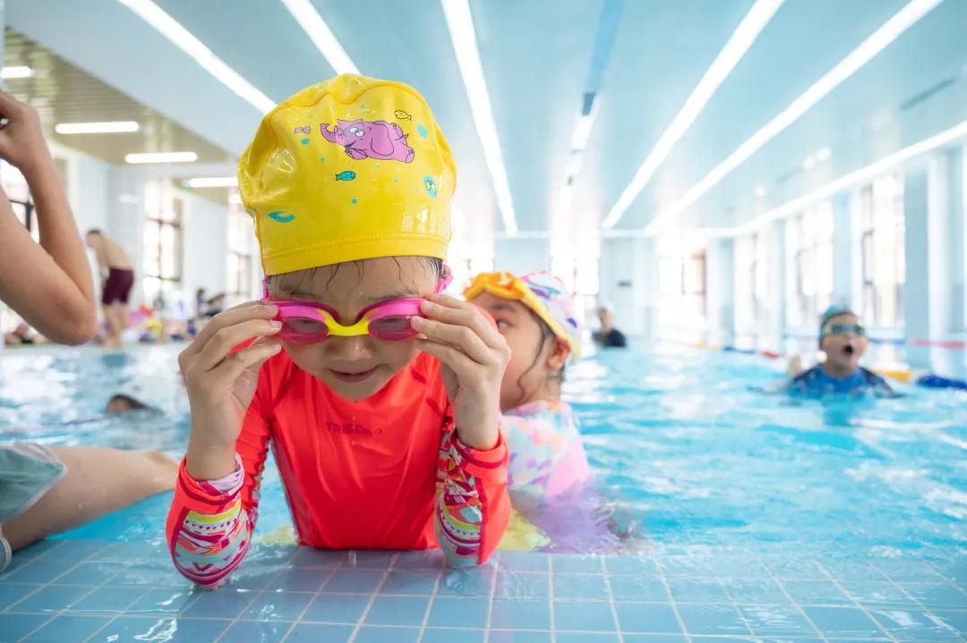 太拼了！为实现个性化教育，这所学校给学生开了100多门优能课