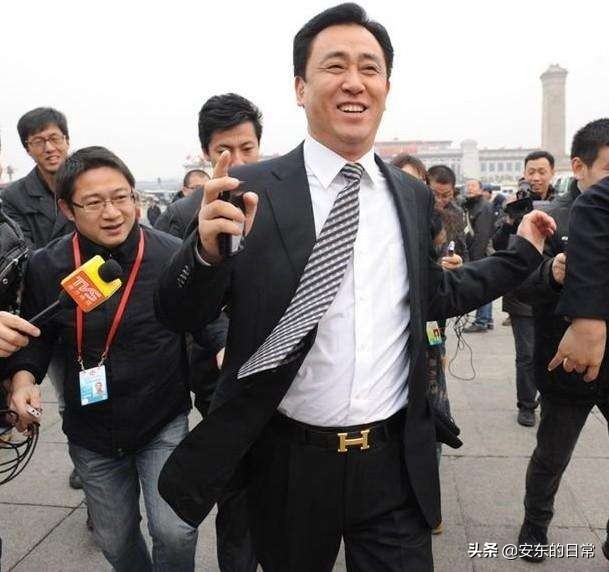 迪奥为什么会被收购,谁收购了迪奥