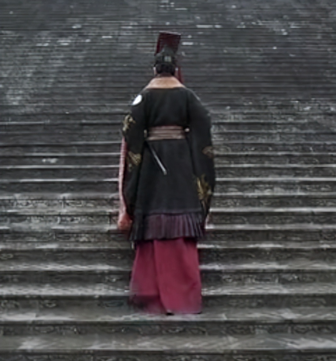 《大秦赋》里秦始皇的龙袍是黑色，王室流行色原来是这样确定的