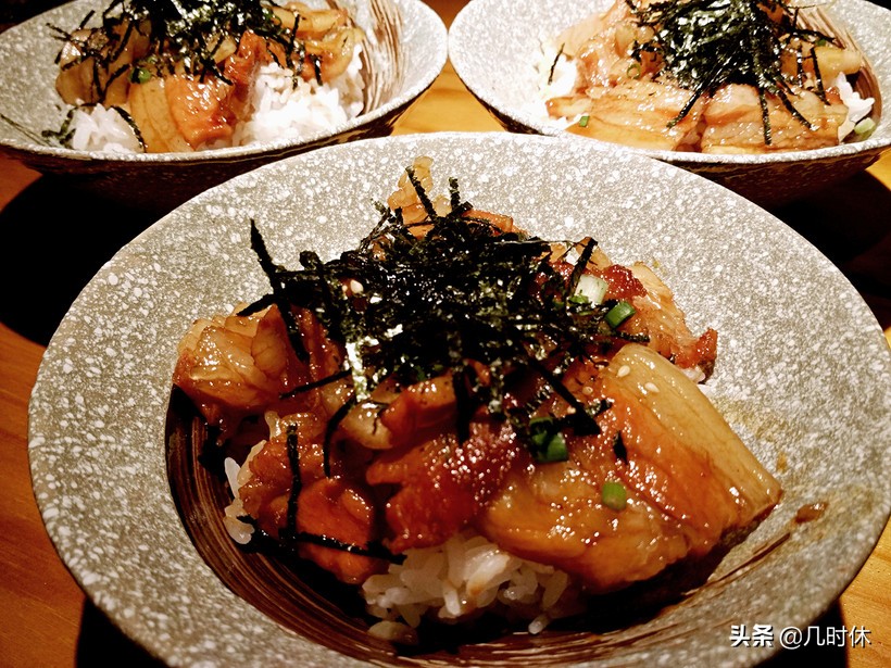 女生出门在外一定要保护自己防狼,出门在外女生注意安全