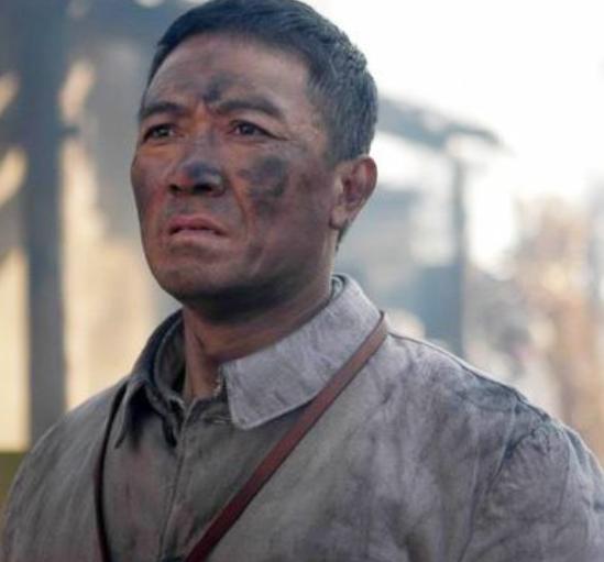 韩红李幼斌陈红军衔谁高,韩红几几年当军人