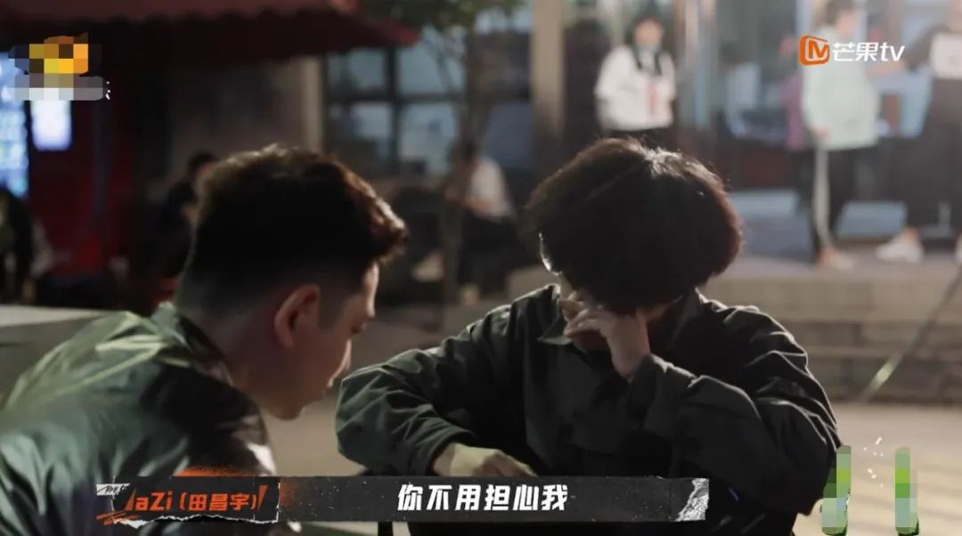 rapper小鬼王琳凯,小鬼王琳凯玩黑魔法