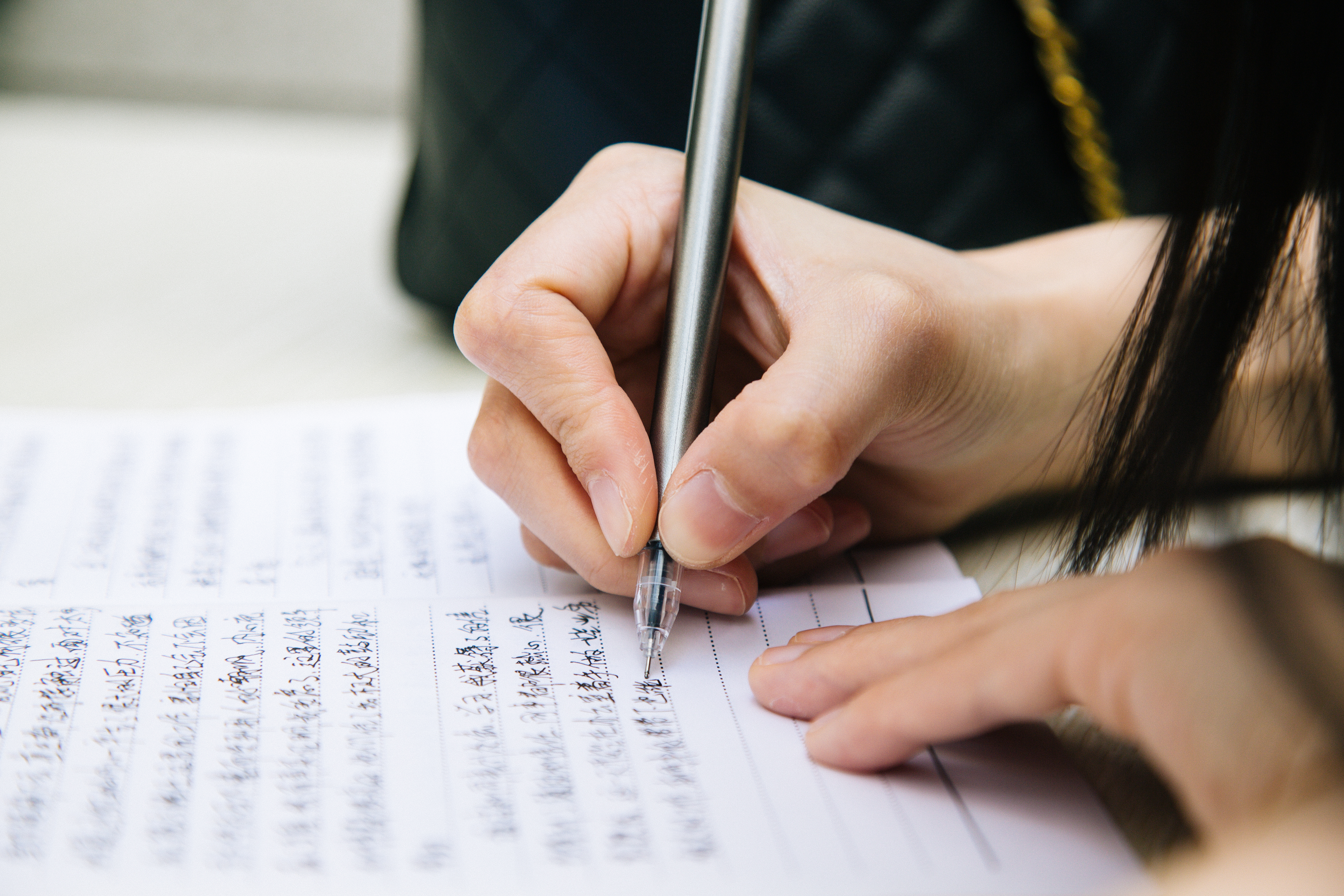 家长反映孩子不会写字,家长反馈说孩子不会写字