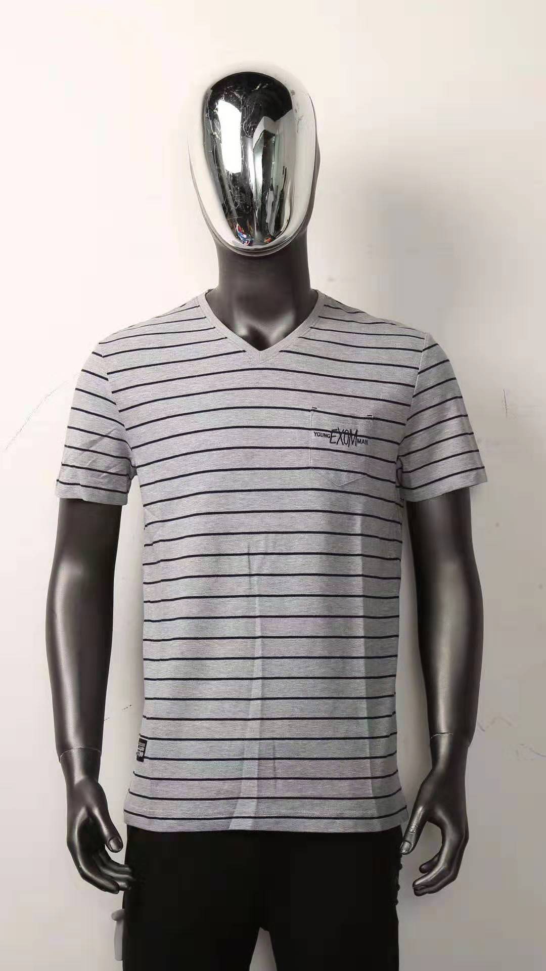 迪士尼童装尾货清仓开衫,迪士尼童装工厂店尾货处理