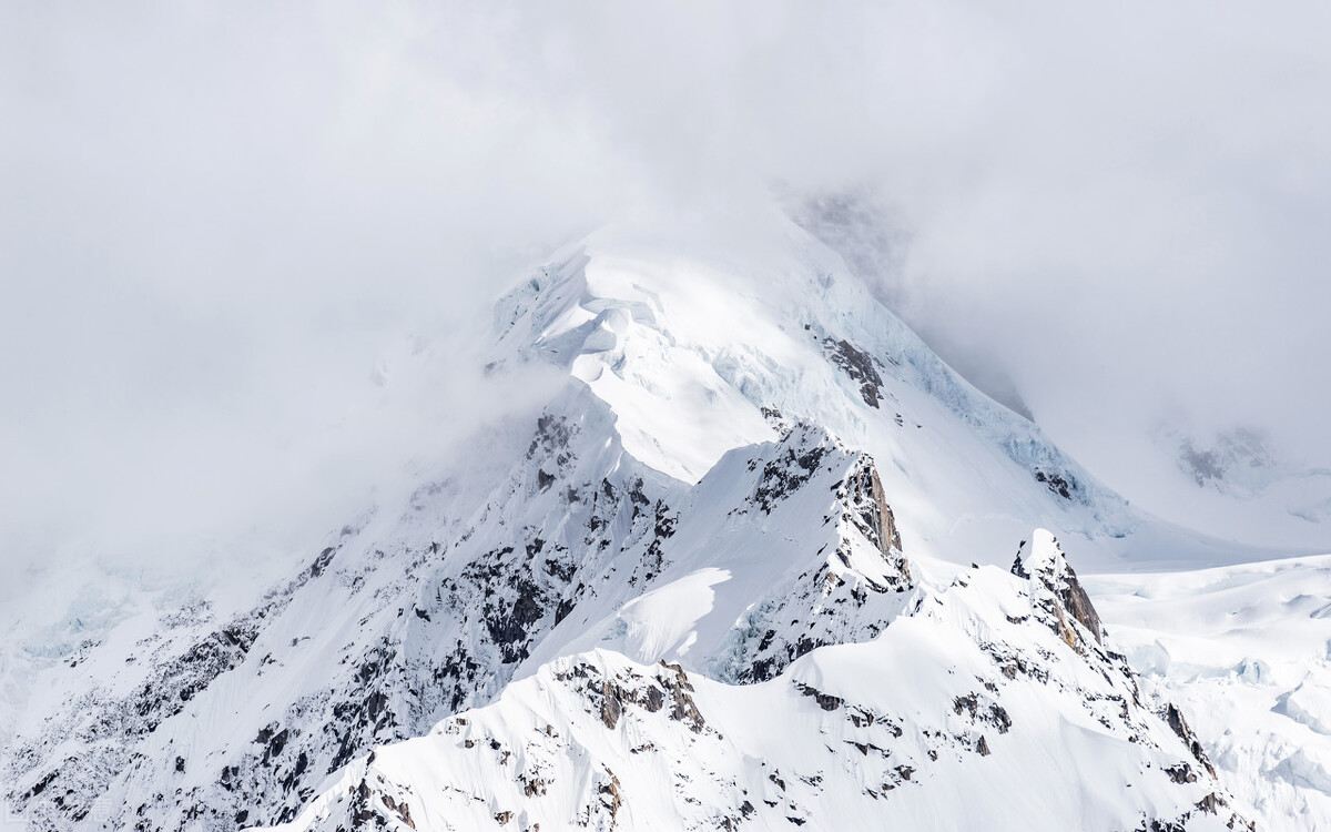不喜欢冬天老是对我冻手冻脚,手脚冰凉冬天冻手冻脚是怎么回事