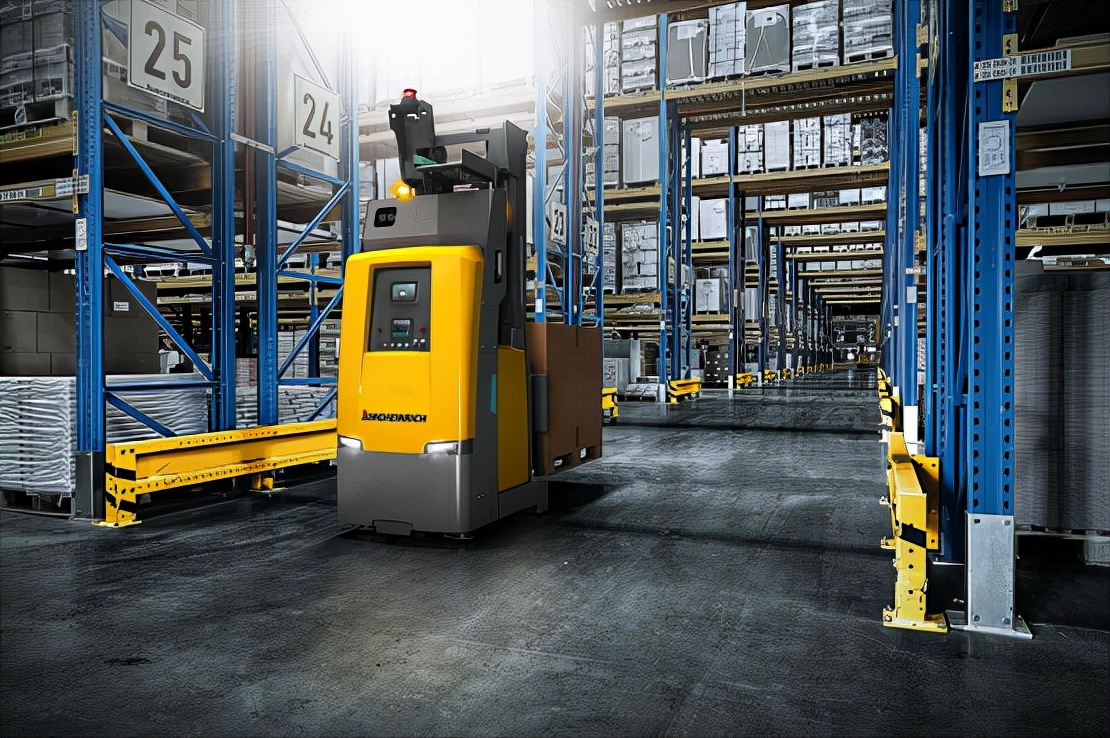 永恒力自动叉车,永恒力电动叉车启动