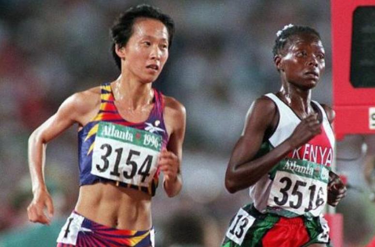 王军霞田径第一人,田径奥运冠军王军霞晒出视频