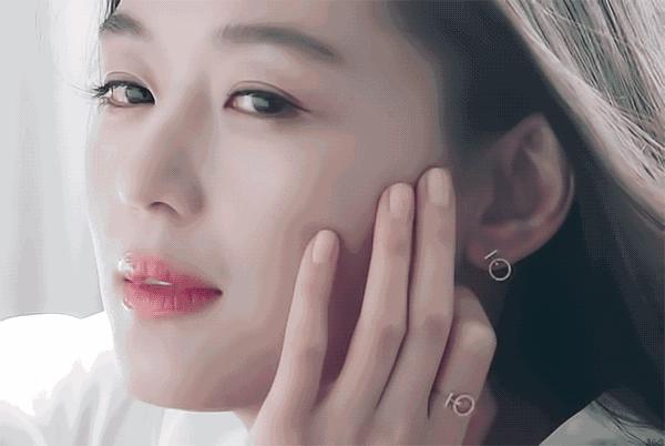 痘痘坑印怎么修复,痘没了就会变白吗