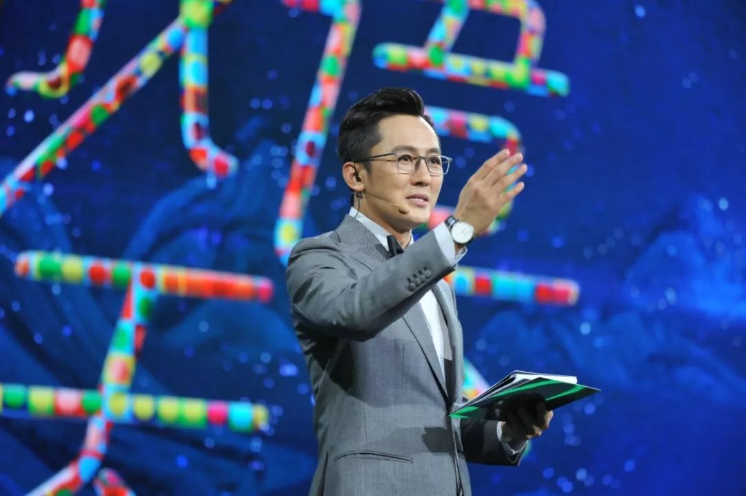 至今未婚的著名男主持人,至今未嫁人的12位大龄主持人