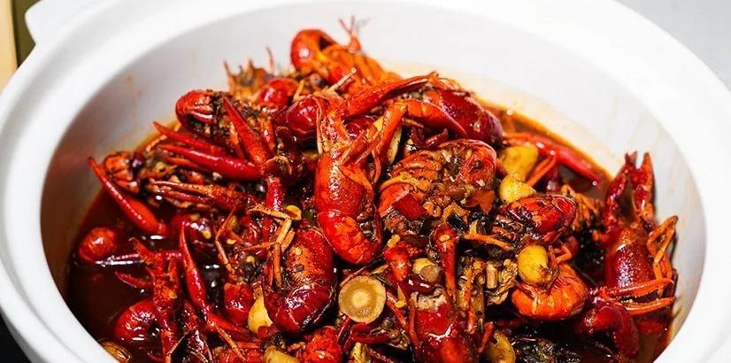 母亲节可用!波龙+进口海鲜+BBQ+火锅畅吃!酒水畅饮!全周通用