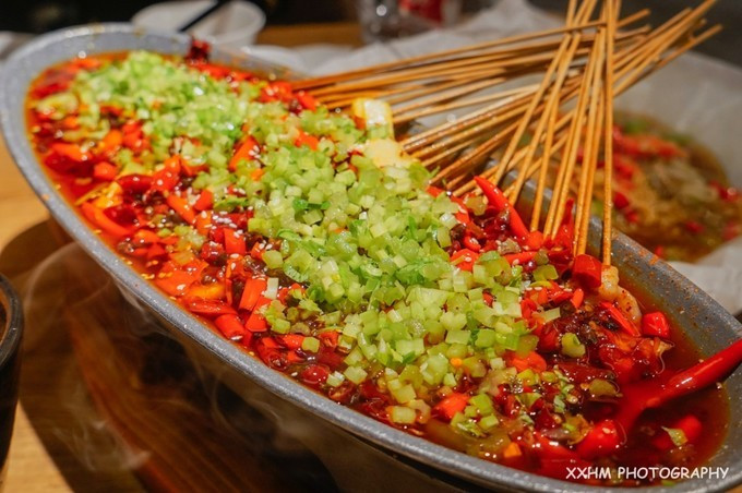 成都本地人去的最好吃的美食,中国姑娘吃成都美食