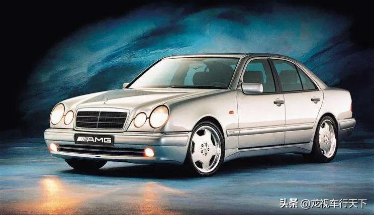 汽车大灯进化史,汽车大灯进化史解析