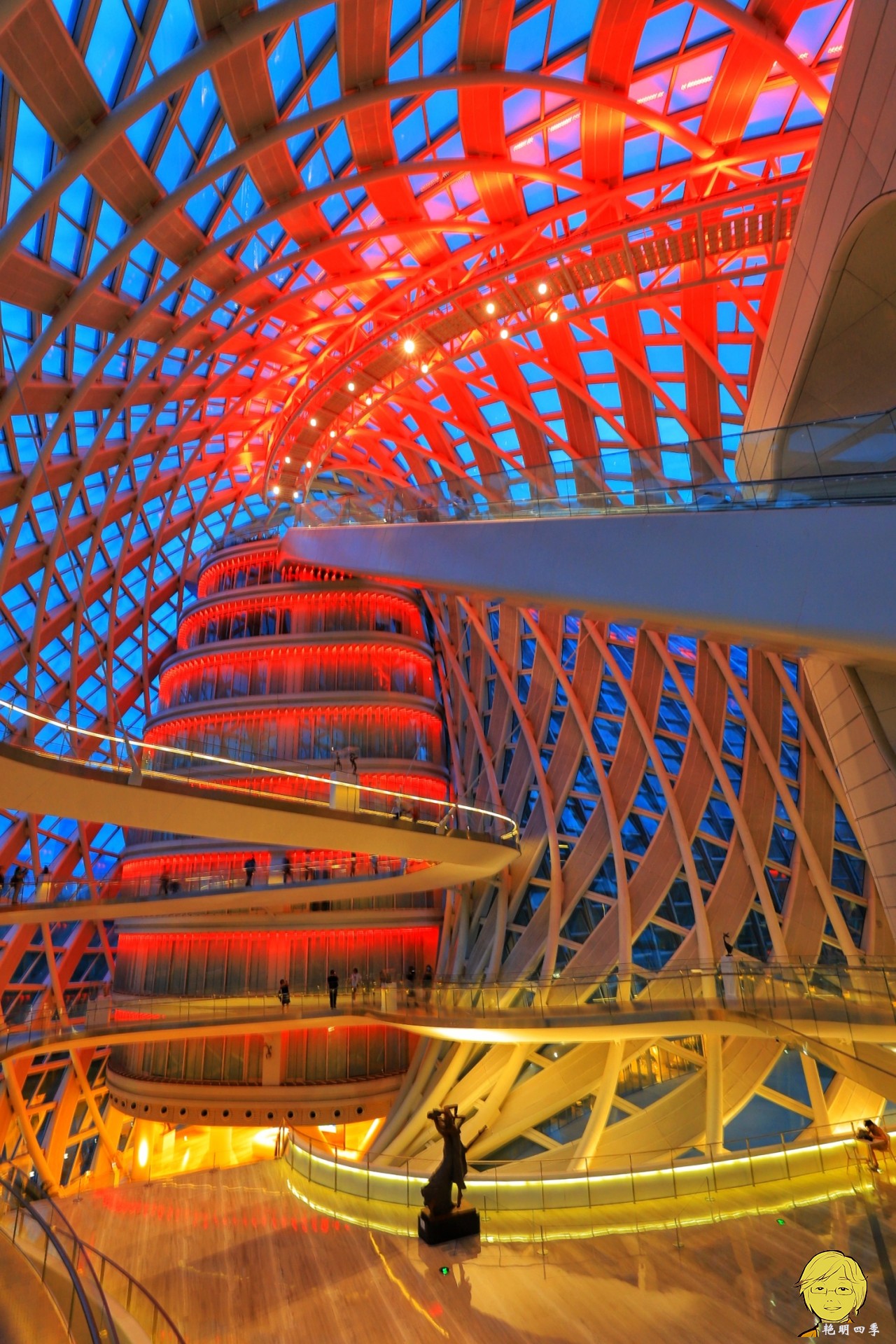 北京凤凰中心莫比乌斯环,北京凤凰中心参观攻略