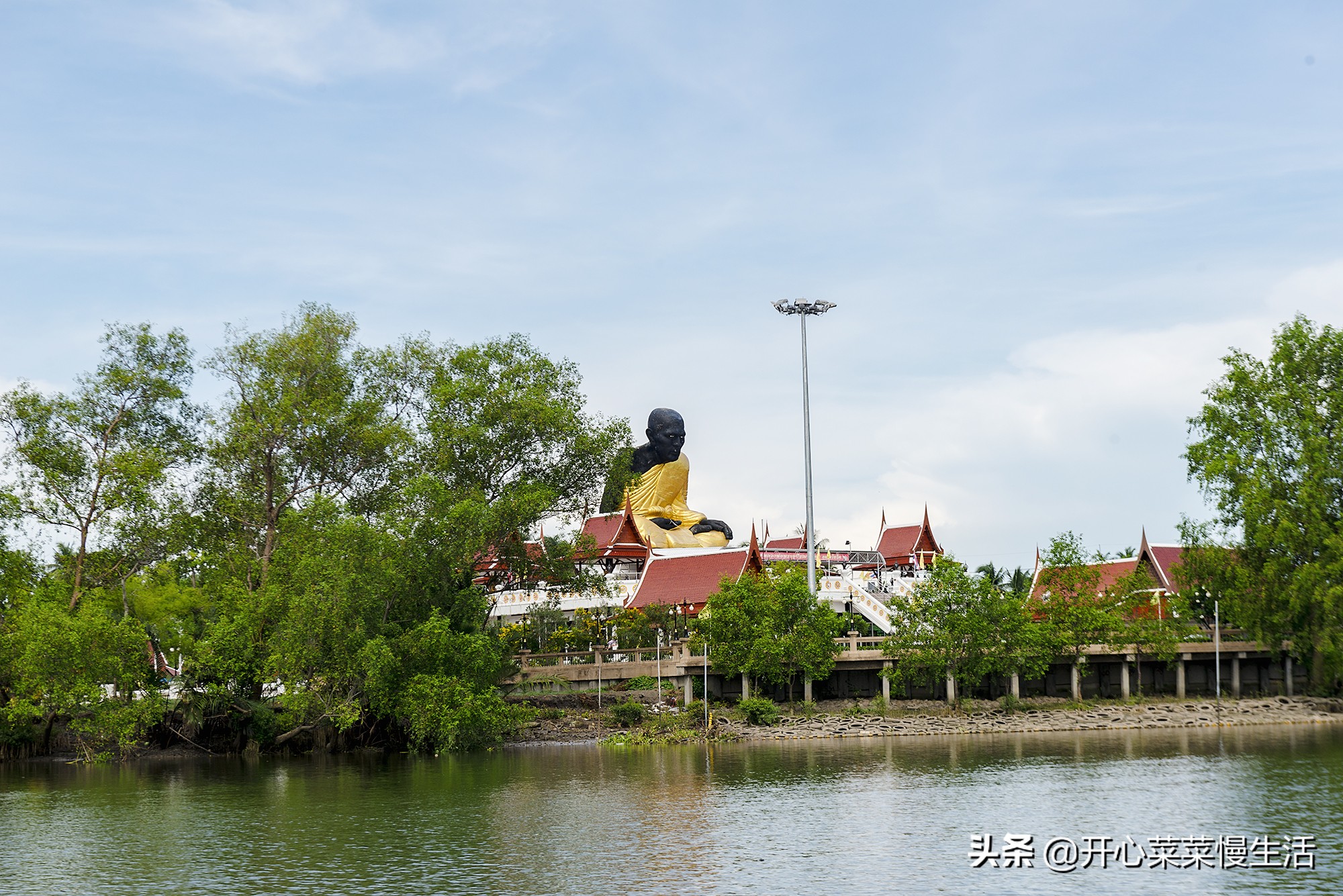 泰式按摩舒服吗,泰式按摩会伤害背部吗