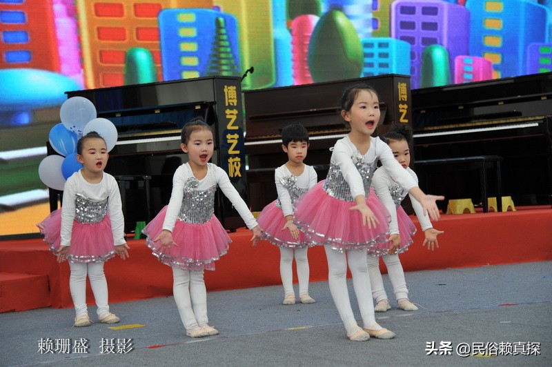 小记龙岩市博艺艺校交易城分校“舞动心灵,唱响青春”新年音乐会