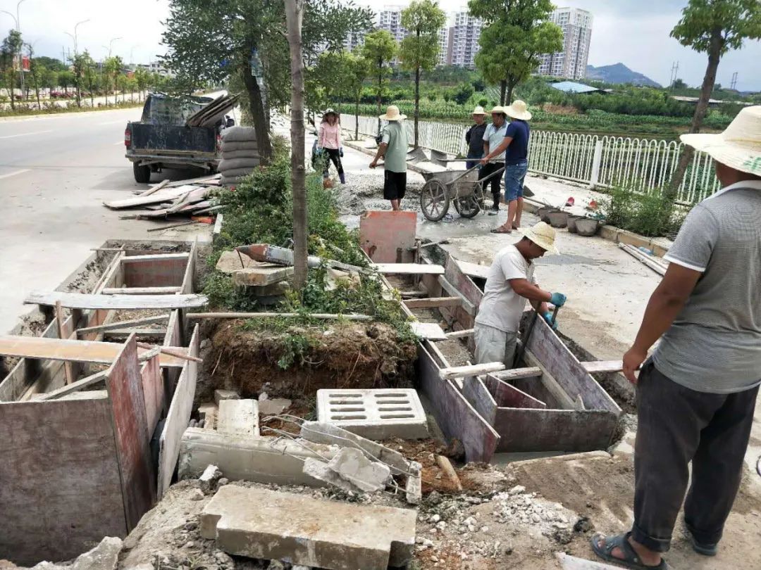 雨季来了千万要注意安全,雨季进山千万要关注天气变化