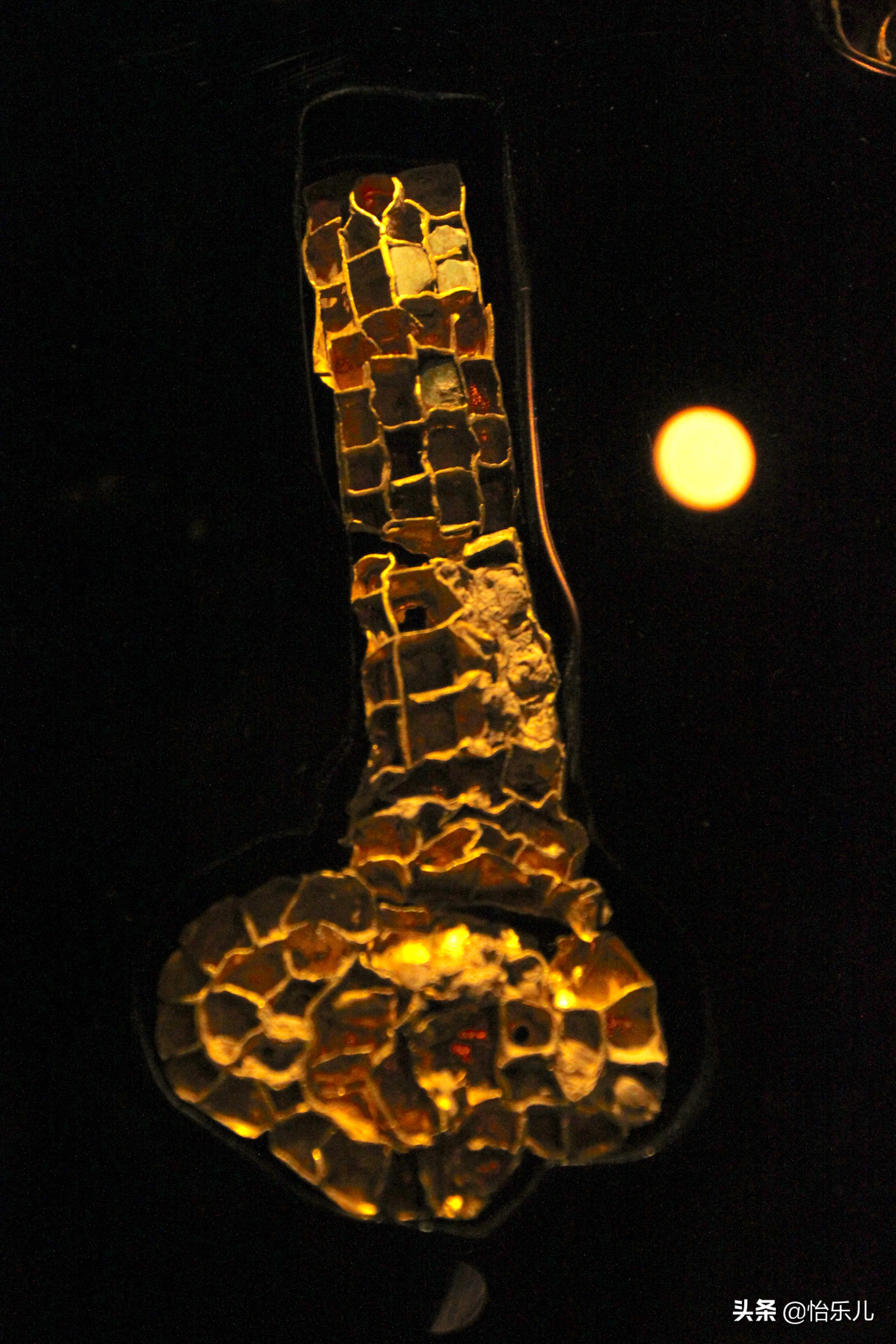 九层妖塔真实发掘,现实九层妖塔出土金象