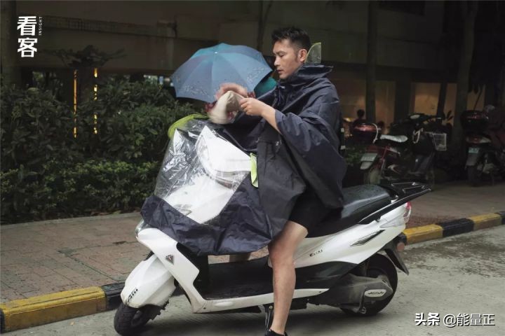 跑腿小哥的微信,跑腿小哥到底有多全能