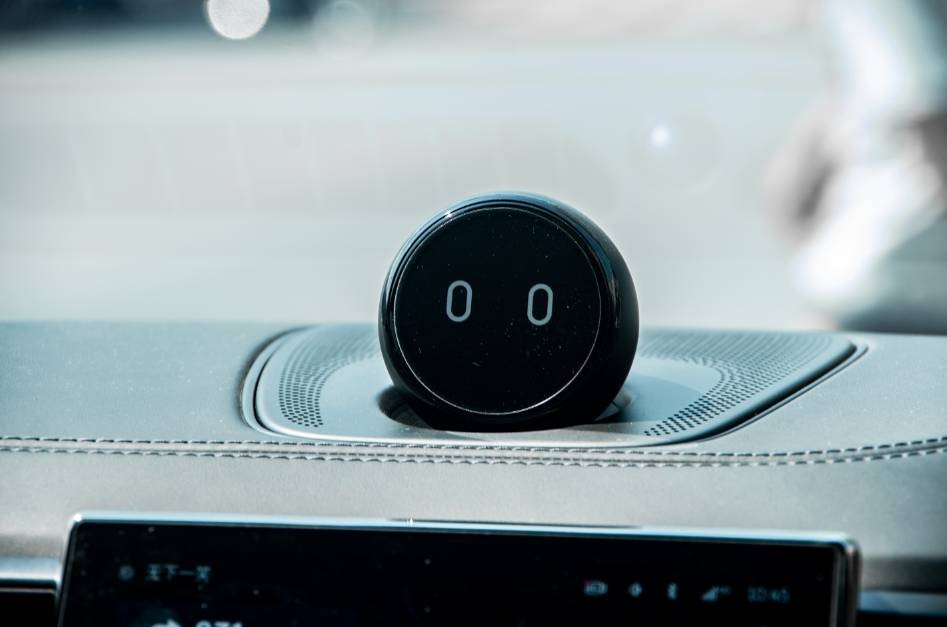 蔚来es8深度免费体验者,蔚来es8官方2023升级方案体验